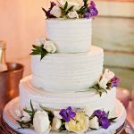 Pretty Romantic Wedding Cake